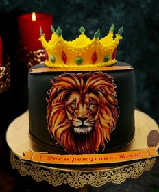 Праздничный торт «Лев в короне»