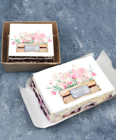 Торт-открытка «Лучшей в мире маме ящик с цветами»